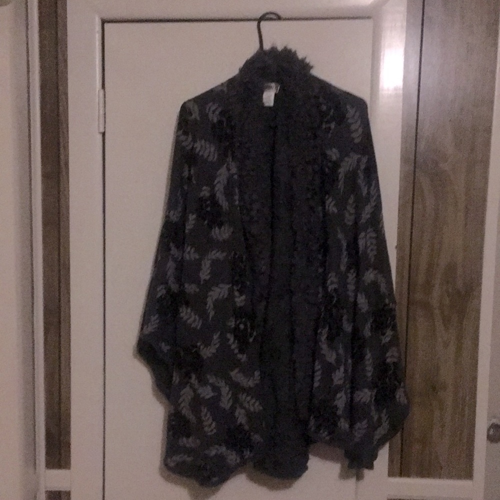 Grey Floral Shawl